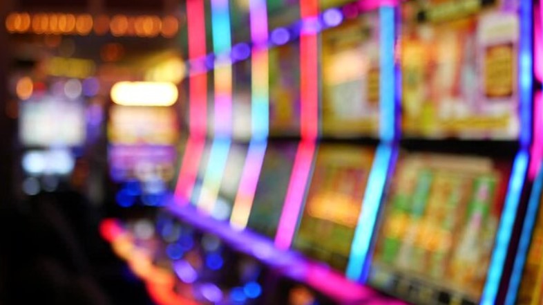 Can casinos control slot machine results and payouts 2