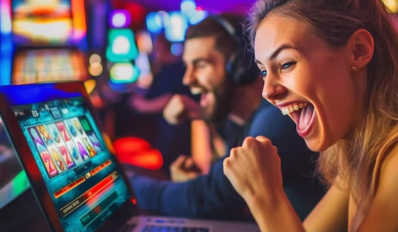 Do You Get Better Payouts With a Max Bet When Playing Slots?